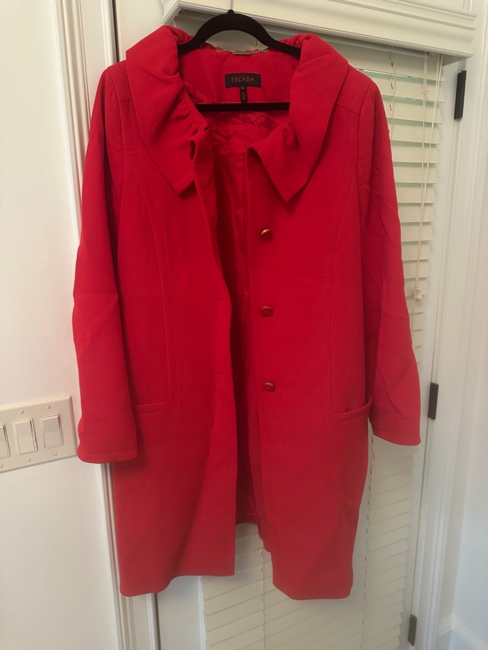 Escada Vibrant Red Single-Breasted Wool Pea Coat